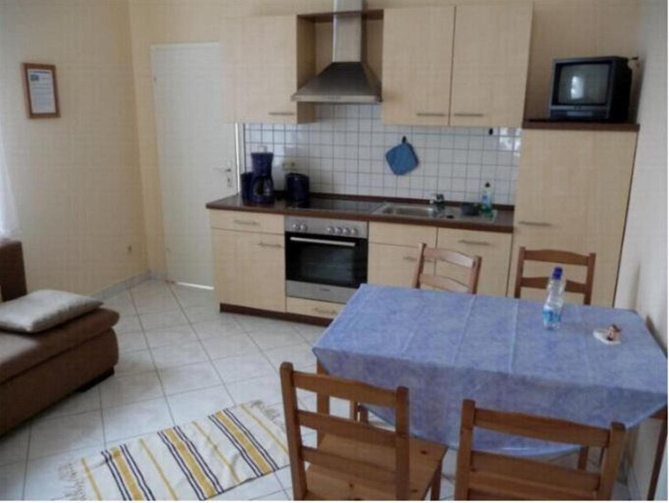 Ferienwohnung Lino ツィノヴィッツ エクステリア 写真